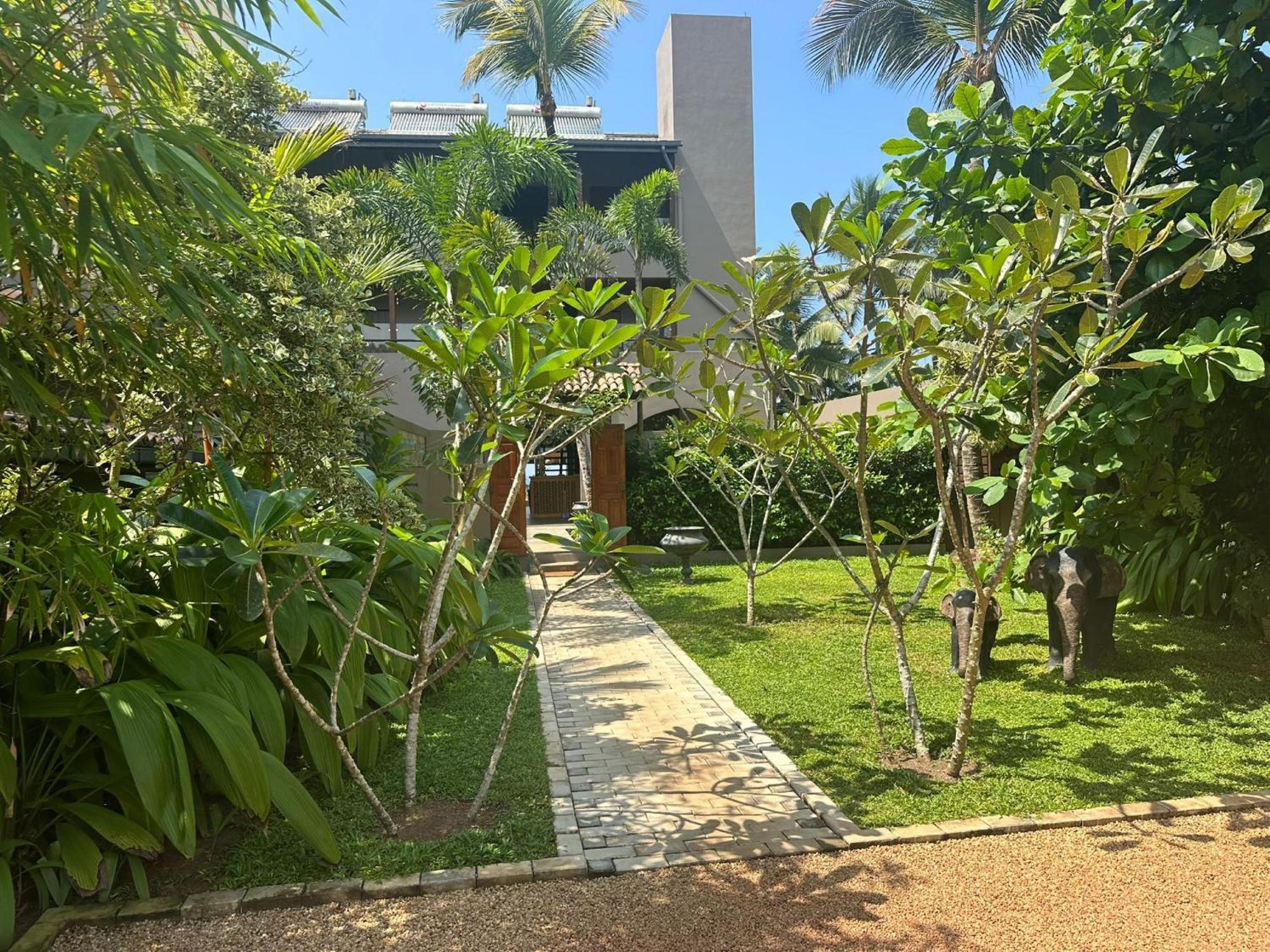 Bk Beach Boutique Hotel - Hikkaduwa Exterior foto