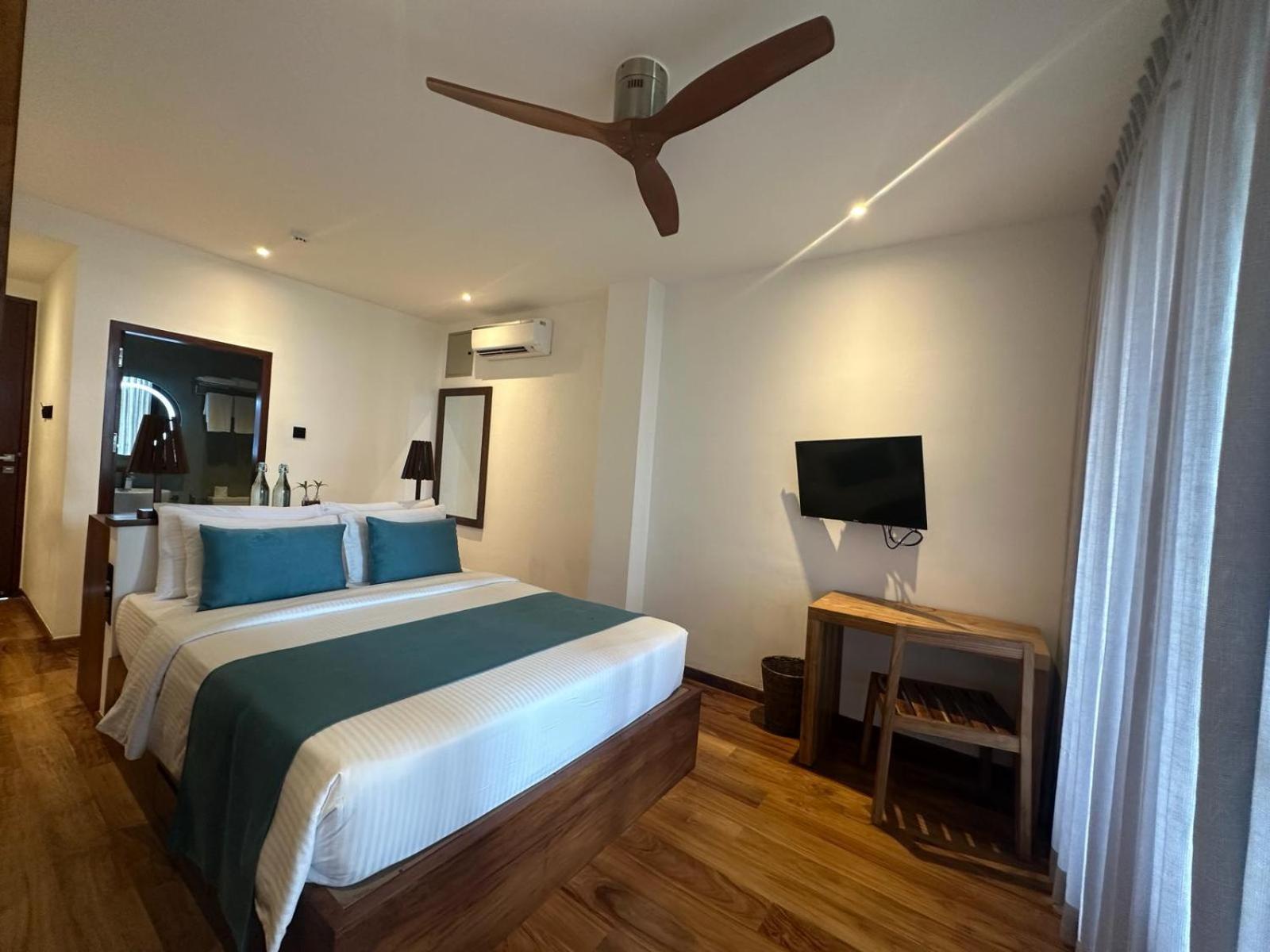 Bk Beach Boutique Hotel - Hikkaduwa Exterior foto